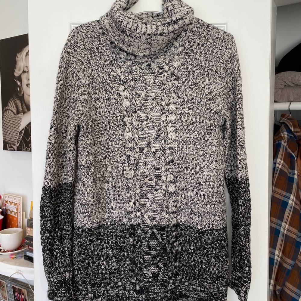 Vintage Banana Republic Turtleneck Sweater